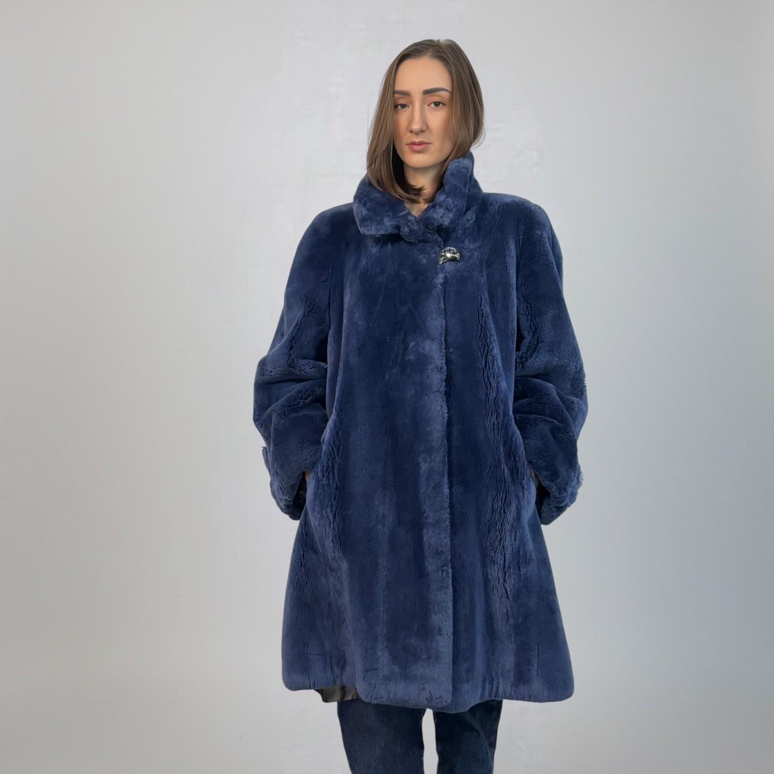 Blue Dyed Sheared Beaver Stroller