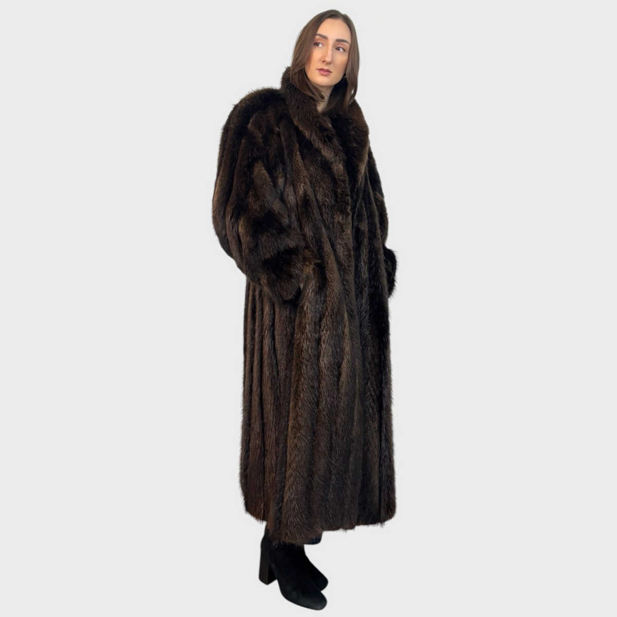 Vintage Long Beaver Fur Coat — Ebony
