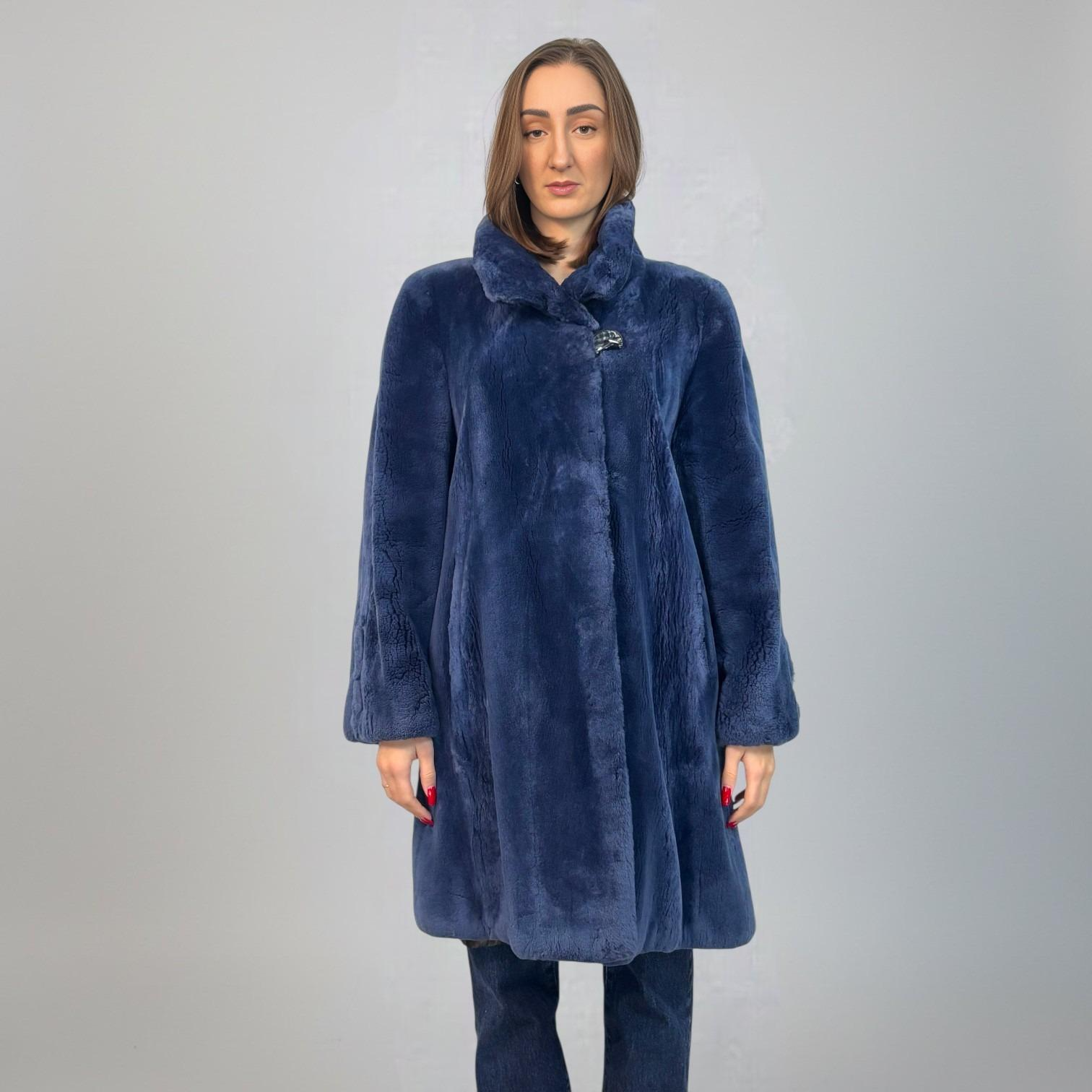 Blue Dyed Sheared Beaver Stroller