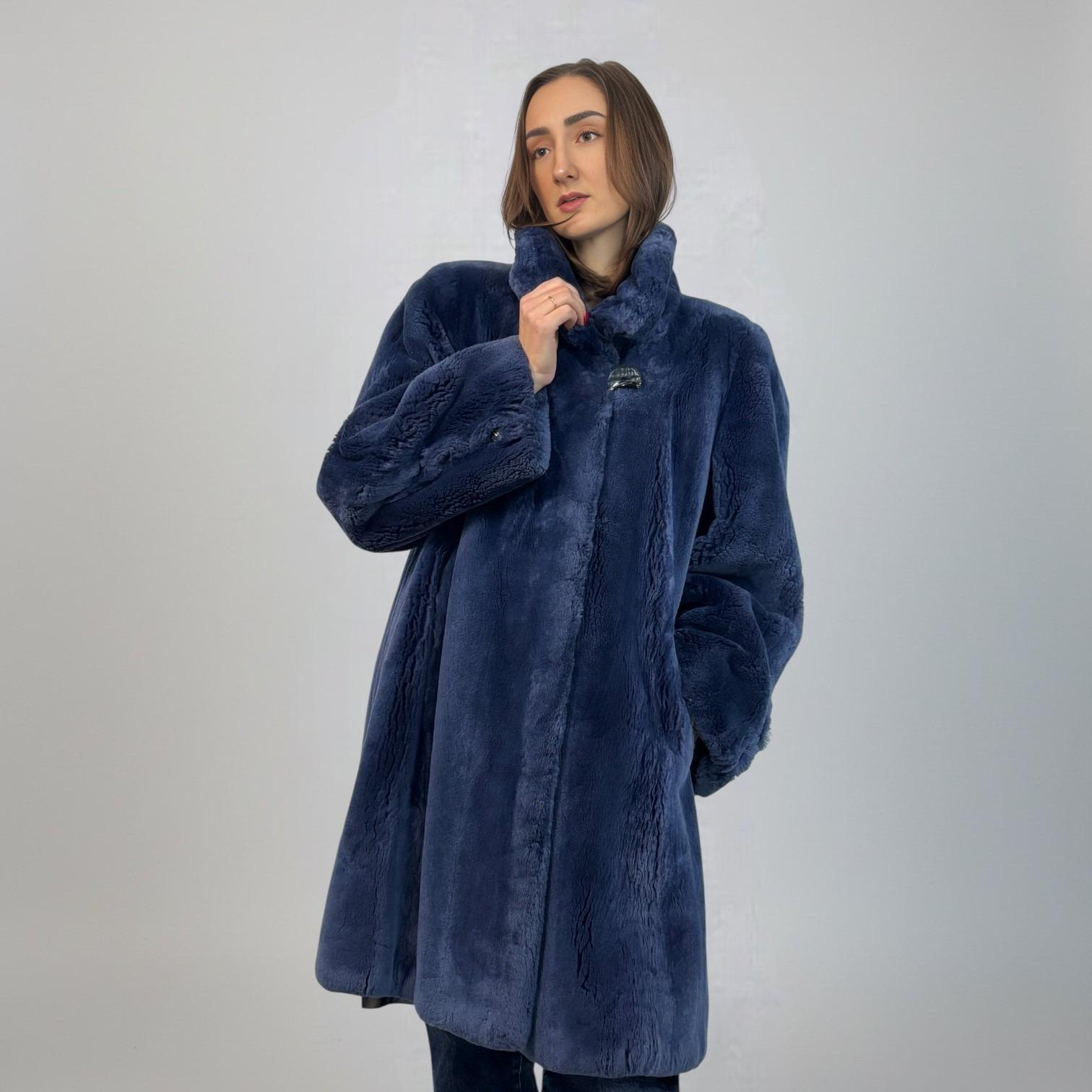 Blue Dyed Sheared Beaver Stroller