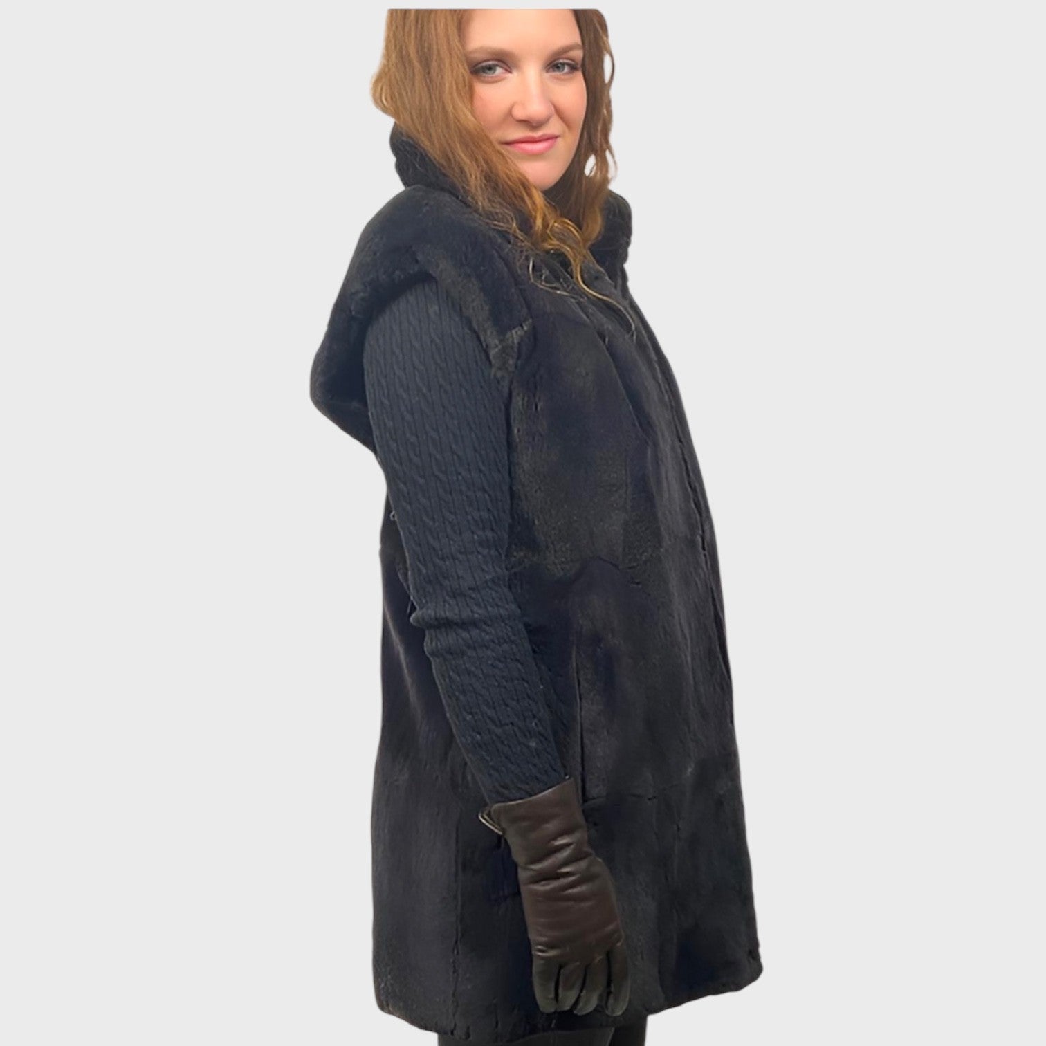 WOMEN'S BLACK ONYX DYED SHEARED MUSKRAT VEST