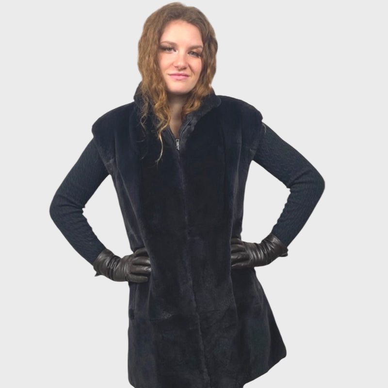 Women's Black Onyx Dyed Sheared Muskrat Vest