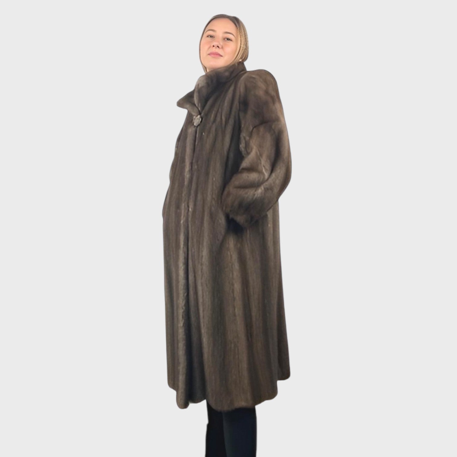 WOMEN'S BLUE IRIS MINK COAT
