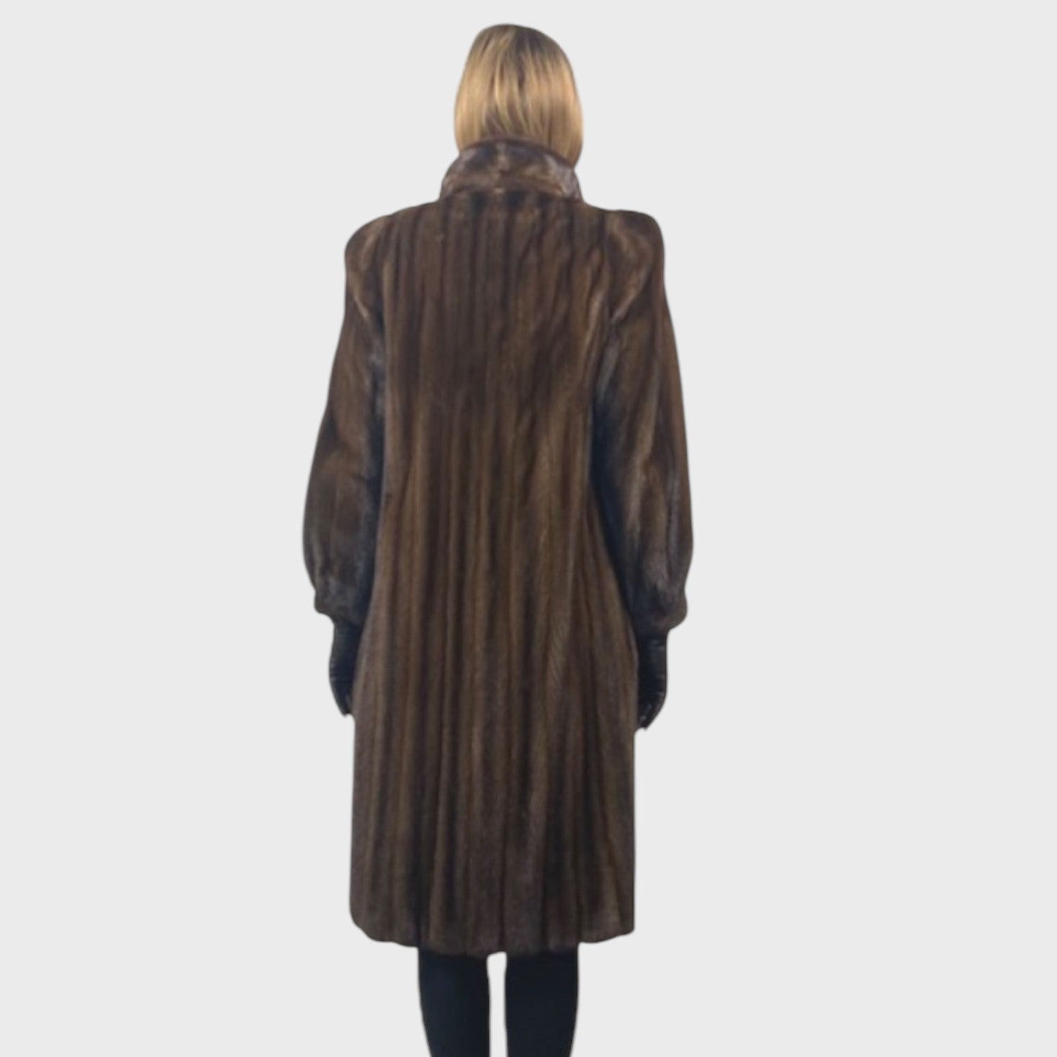 WOMEN'S PETITE HEATHER FEMALE MINK COAT