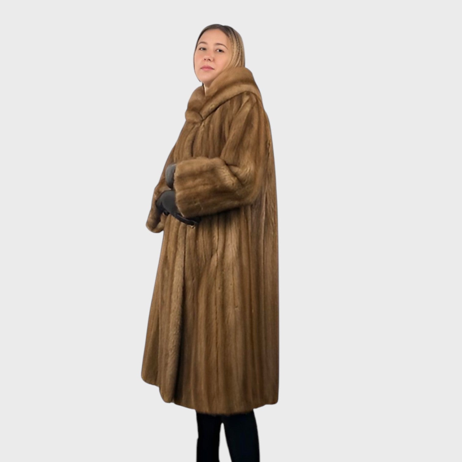 WOMEN'S PASTEL FEMALE MINK COAT