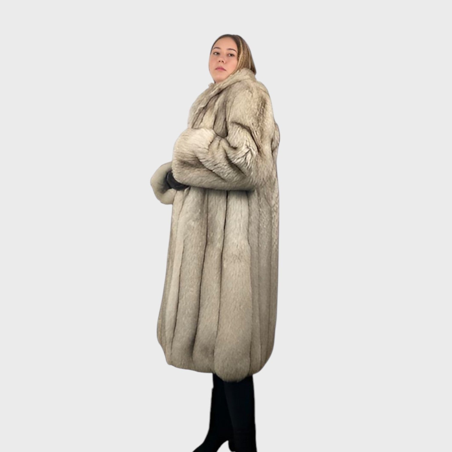 WOMEN'S NATURAL BLUE FOX COAT