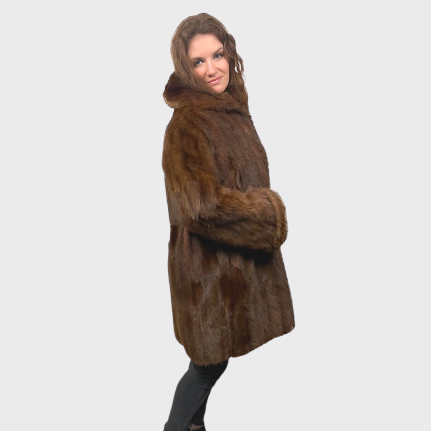 WOMEN'S MUSKRAT JACKET DYED BROWN