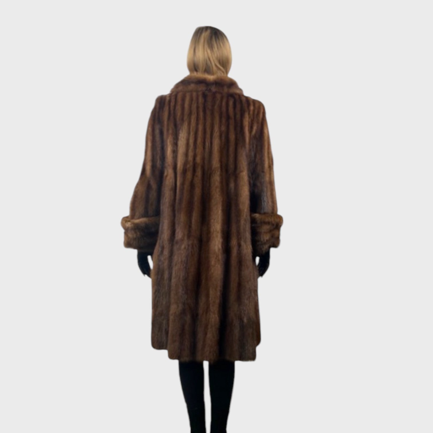 WOMEN'S MUSKRAT 7/8 COAT