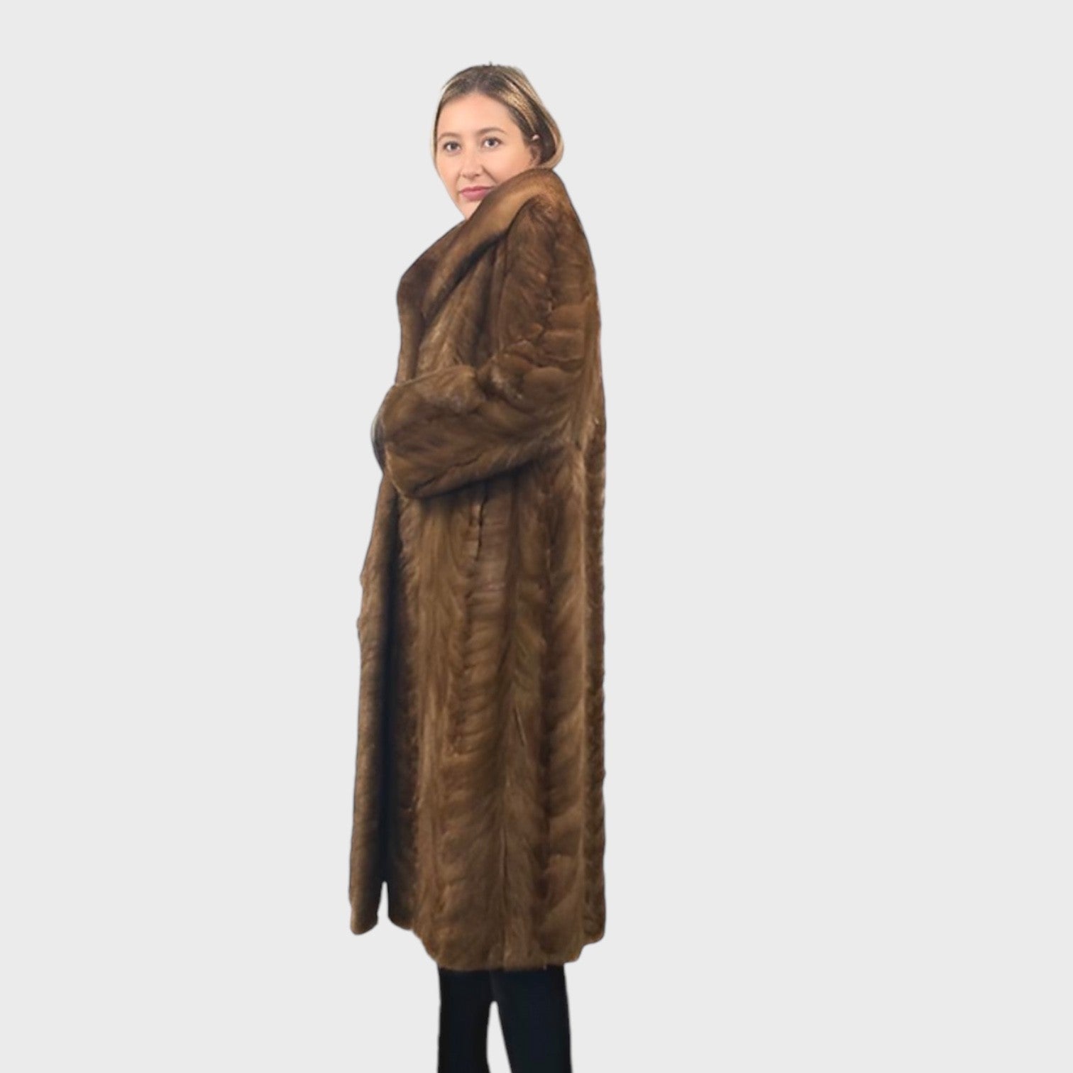WOMEN'S DEMI BUFF MINK PAW COAT