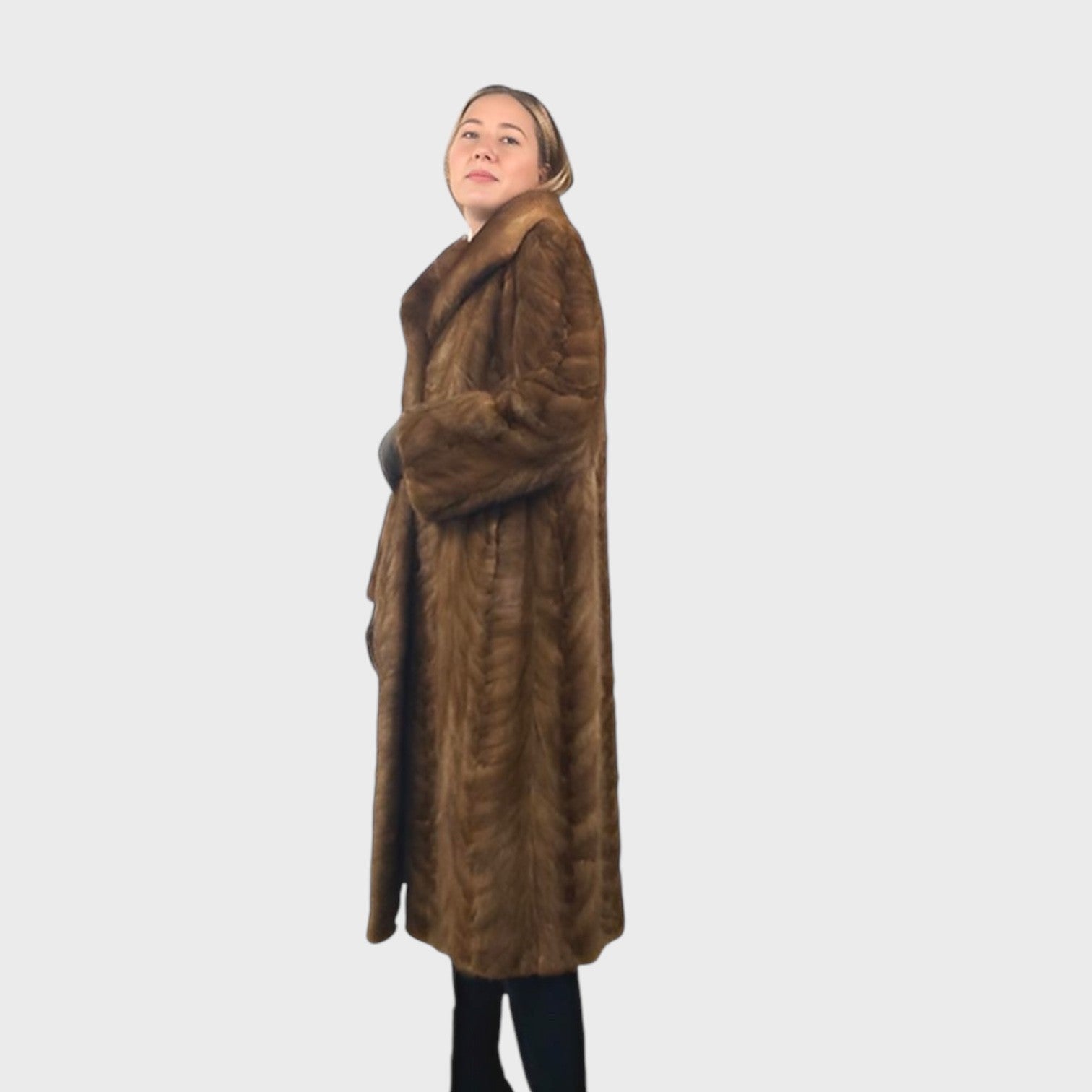 WOMEN'S DEMI BUFF MINK PAW COAT