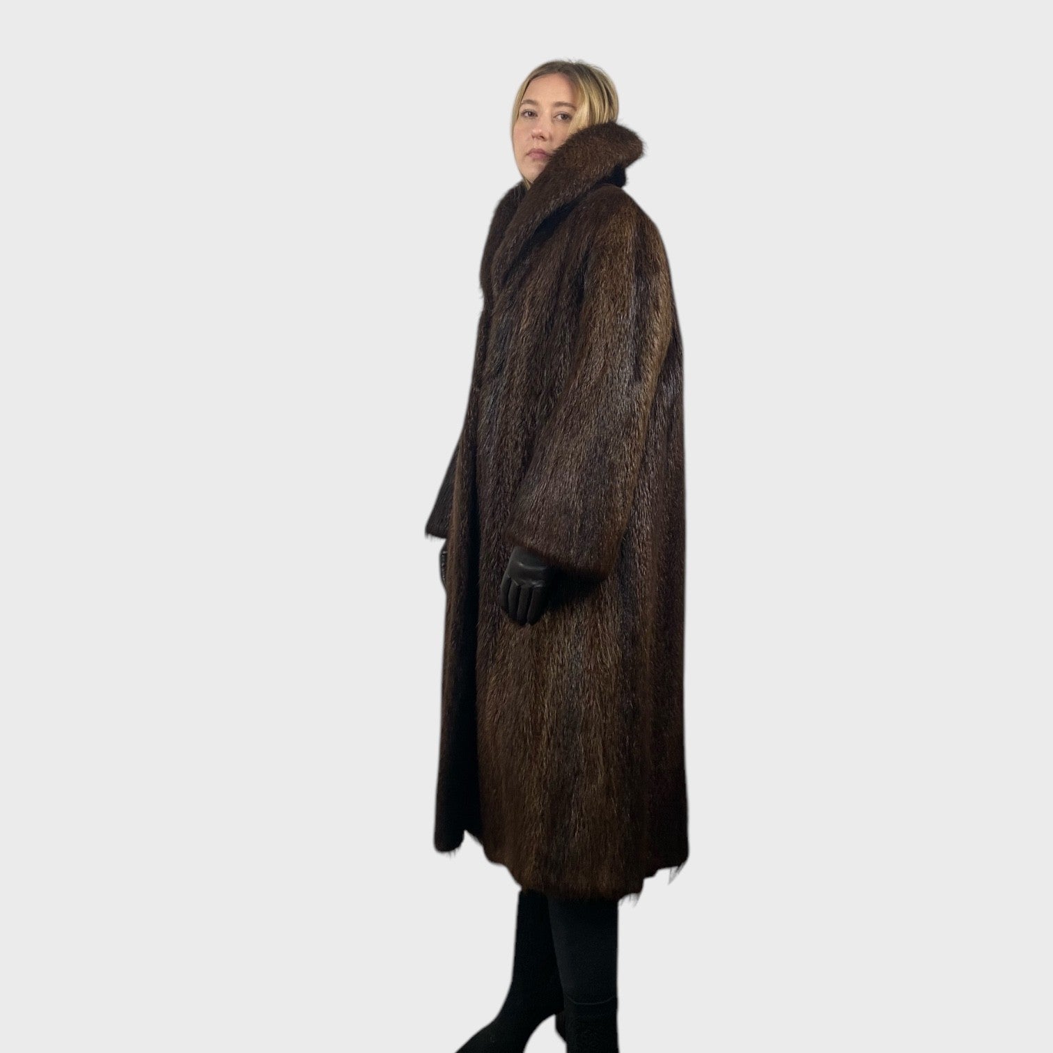 WOMEN'S LONG HAIR NUTRIA COAT